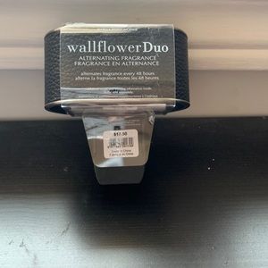 Bath and Body Works Black Duo Plug